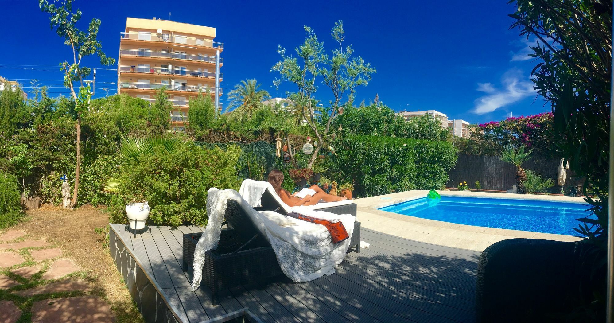 Lux Beach House Barcelona With Pool And Hot Tub, Beach Access Malgrat de Mar Εξωτερικό φωτογραφία
